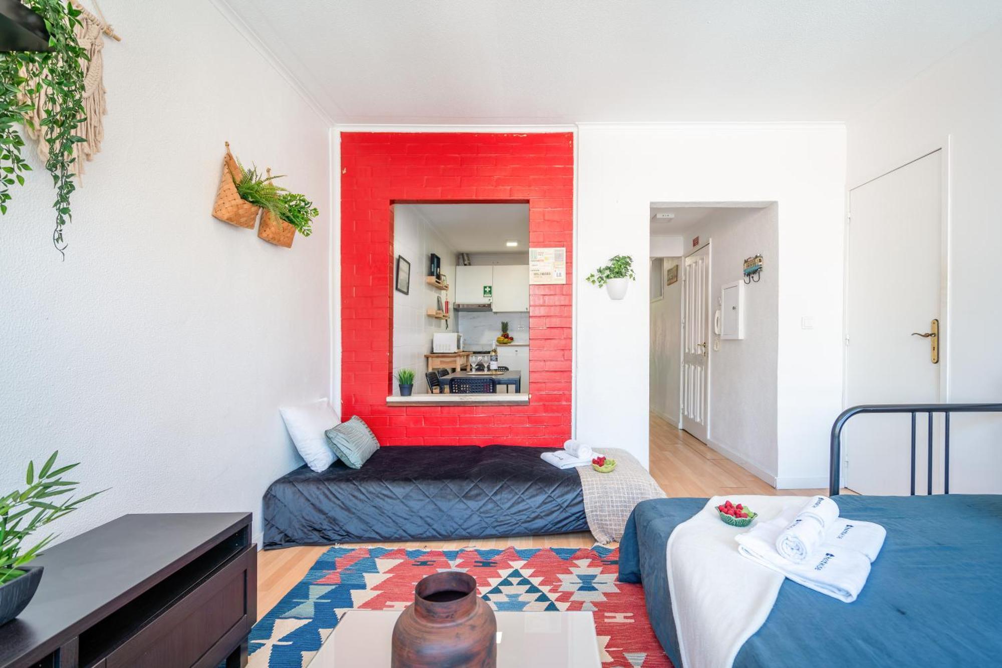 Ferienwohnung Host Wise - Large Flat W Terrace - Ace Location At Aliados Porto Exterior foto