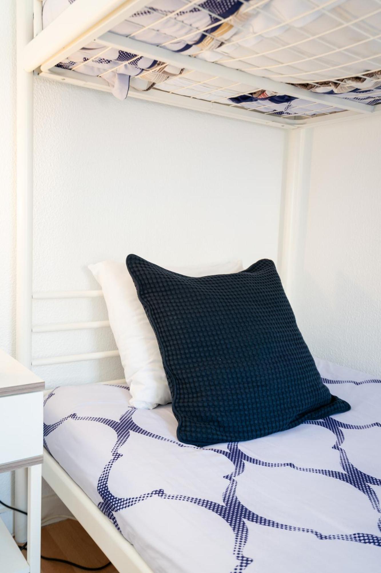 Ferienwohnung Host Wise - Large Flat W Terrace - Ace Location At Aliados Porto Exterior foto