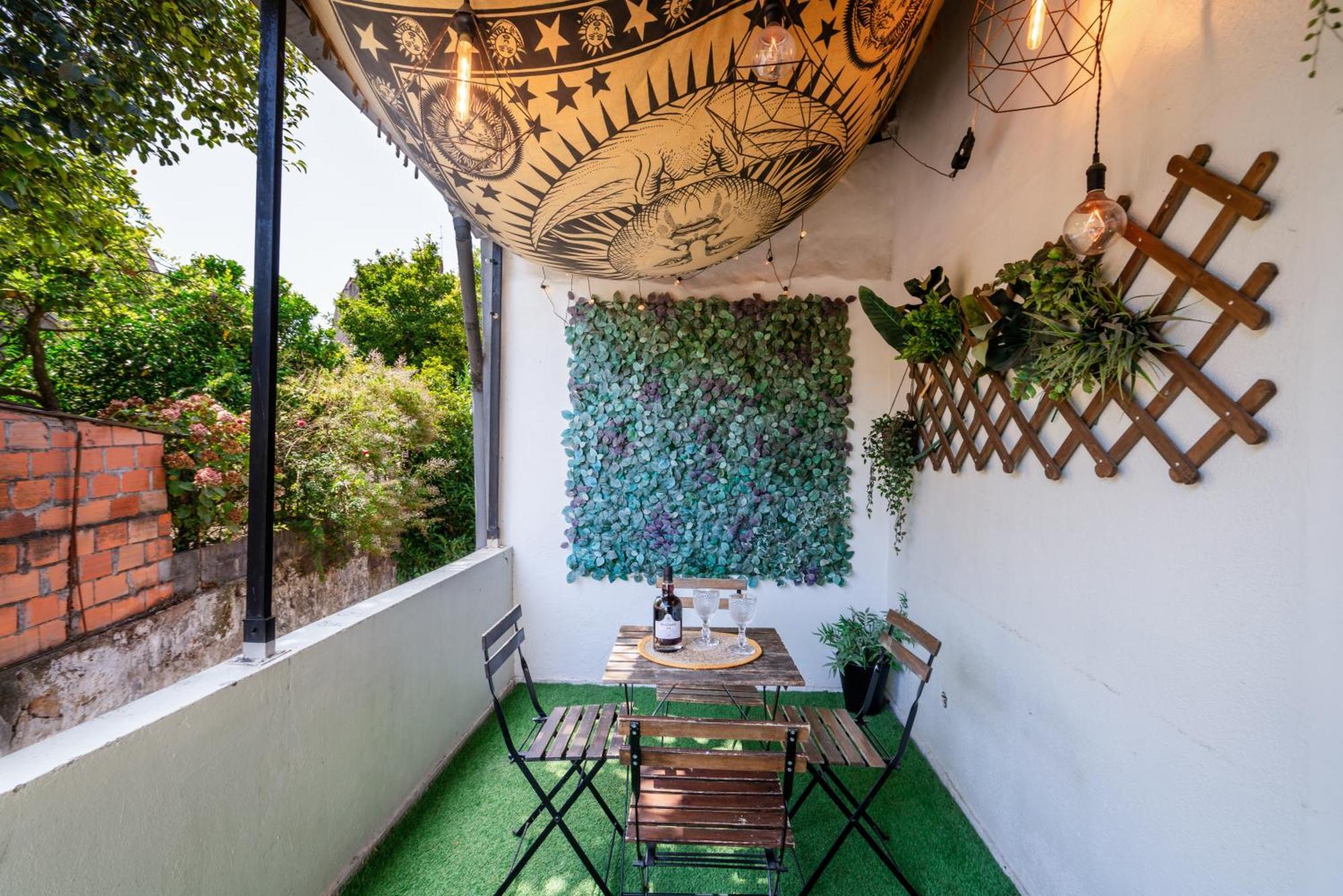 Ferienwohnung Host Wise - Large Flat W Terrace - Ace Location At Aliados Porto Exterior foto
