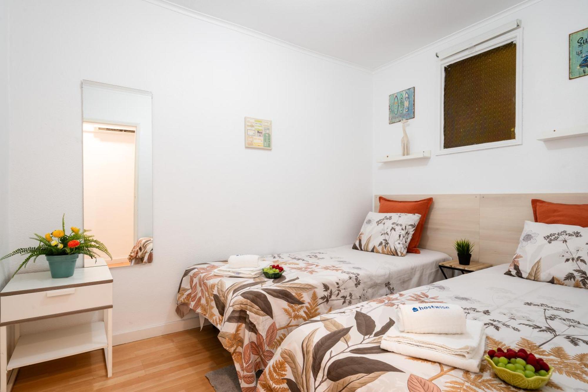 Ferienwohnung Host Wise - Large Flat W Terrace - Ace Location At Aliados Porto Exterior foto