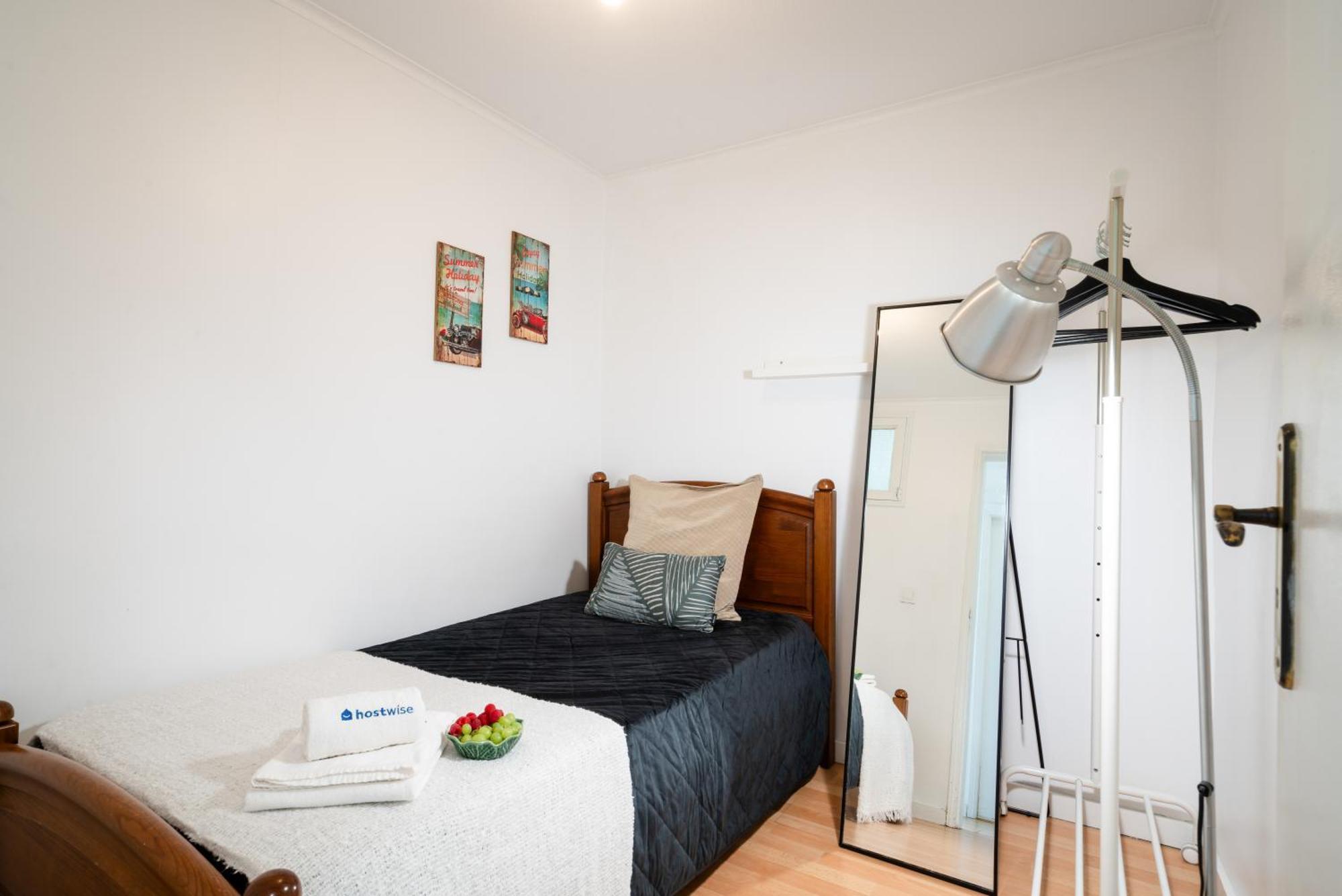 Ferienwohnung Host Wise - Large Flat W Terrace - Ace Location At Aliados Porto Exterior foto
