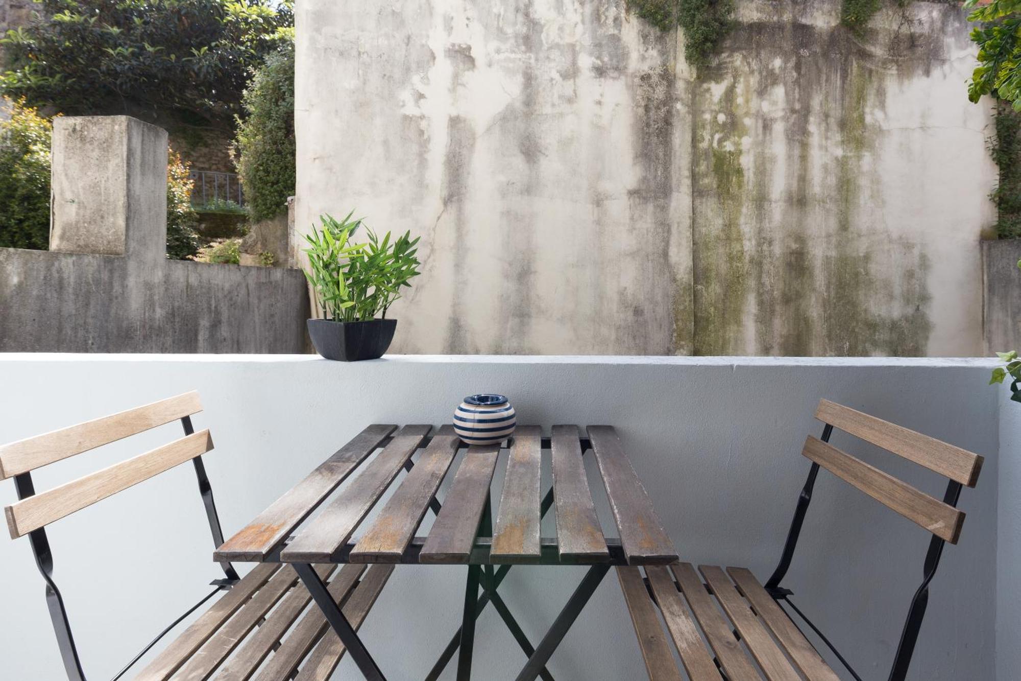 Ferienwohnung Host Wise - Large Flat W Terrace - Ace Location At Aliados Porto Zimmer foto