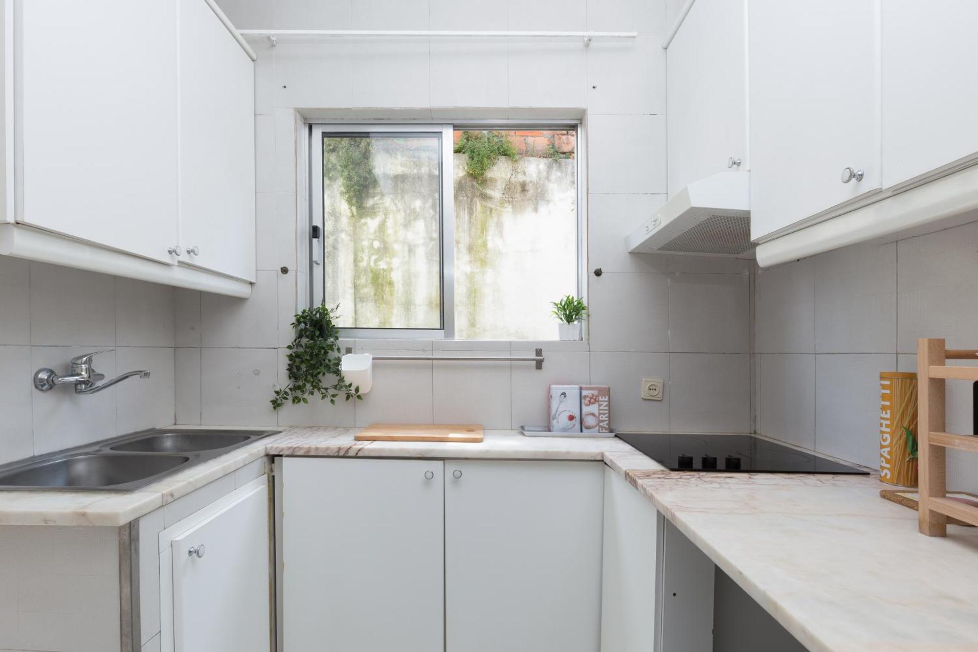 Ferienwohnung Host Wise - Large Flat W Terrace - Ace Location At Aliados Porto Zimmer foto