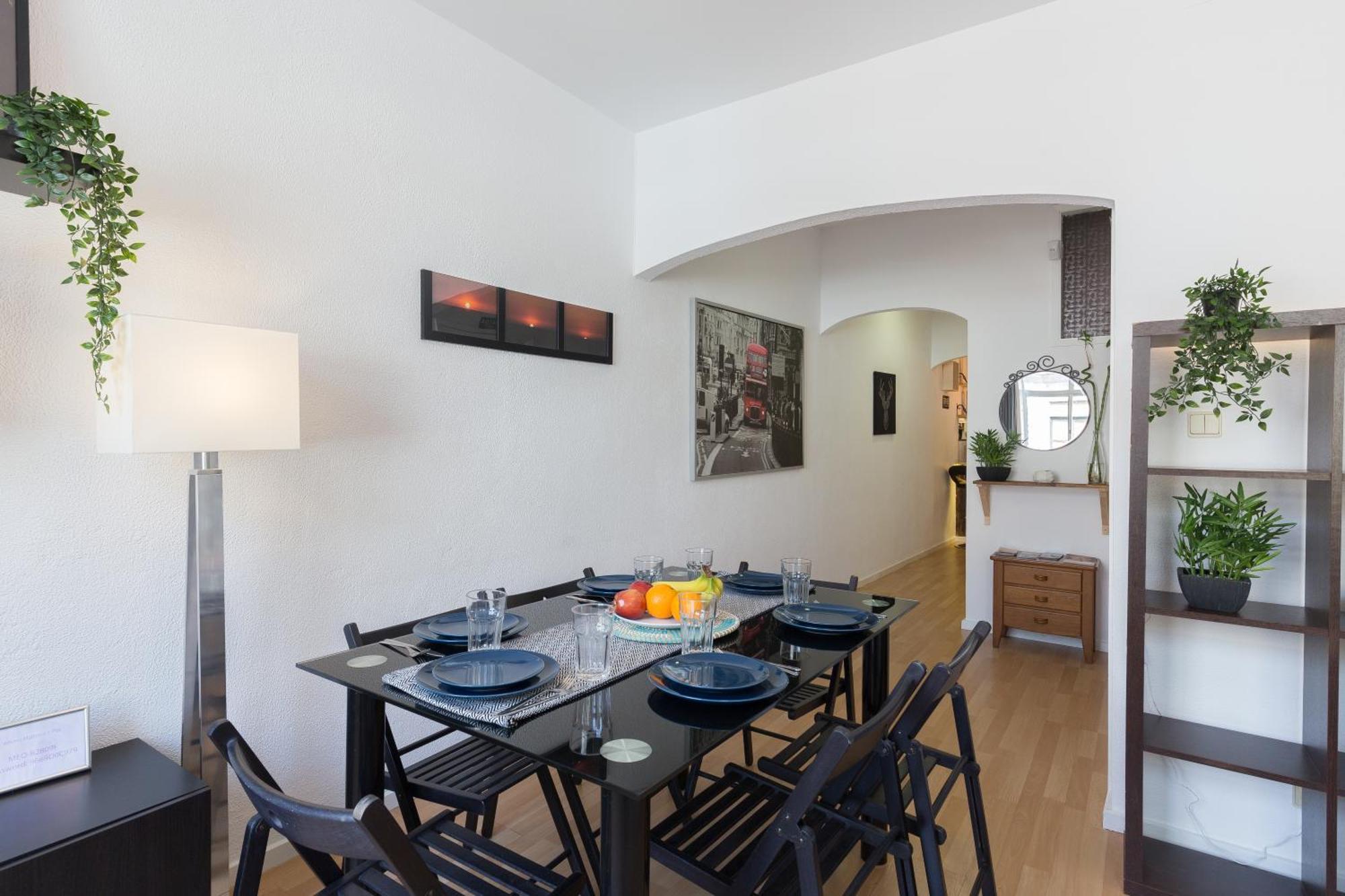 Ferienwohnung Host Wise - Large Flat W Terrace - Ace Location At Aliados Porto Zimmer foto